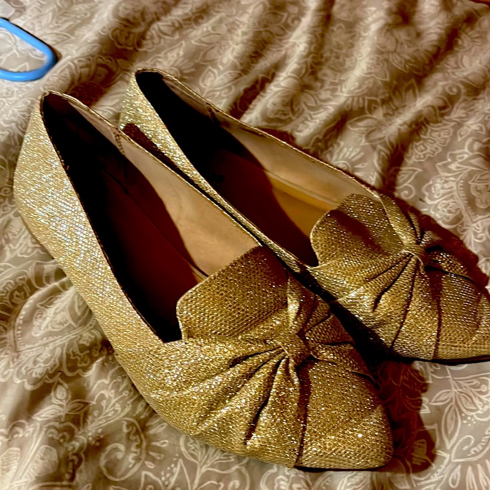 Sparkly torrid flats